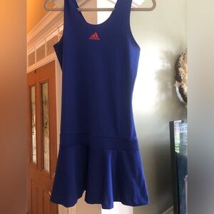 Adidas women’s dress size m